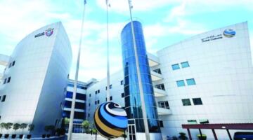 جمارك دبي تمدد فترة عبور البضائع إلى 90 يوماً لتعزيز انسيابية التجارة