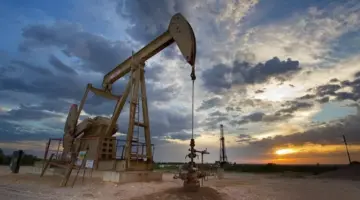 حرب إيران تنذر بإشعال أزمة طاقة عالمية.. هل يدخل النفط مرحلة “الشح”؟