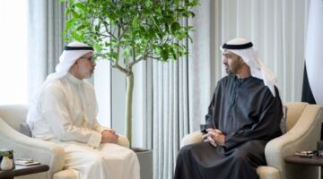 رئيس الدولة ووزير الخارجية الكويتي يناقشان تطورات الأوضاع والاعتداءات الإيرانية الإرهابية