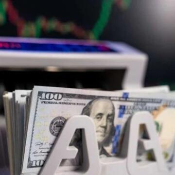 سعر الدولار اليوم السبت 4 أبريل 2026 في البنوك الحكومية والأهلية