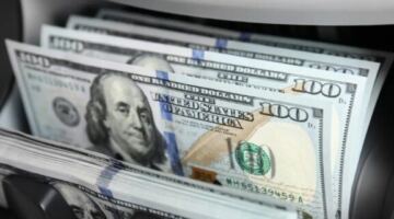 سعر الدولار مقابل الجنيه اليوم الجمعة 10 أبريل 2026.. «أحدث تحديث»