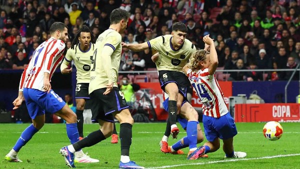 4 عوامل تمنح برشلونة الأفضلية أمام أتلتيكو مدريد.. هل يحسمها فليك مبكرًا؟
                                                
                                                
                                                    08/04/2026 03:14 م
                                                
                                                
                                                    يترقب عشاق الكرة الأوروبية مواجهة من العيار الثقيل حين يستضيف برشلونة نظيره أتلتيكو مدريد في ذهاب ربع نهائي دوري أبطال أوروبا.