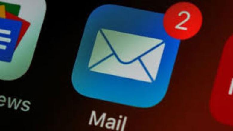 «لو سويت حساب مزيف هتتحاسب».. ما عقوبة إنشاء بريد إلكتروني وهمي؟