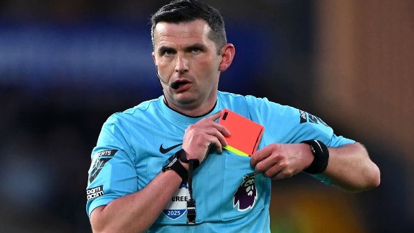 مايكل أوليفر حكماً لمباراة ريال مدريد وبايرن ميونخ في دوري الأبطال