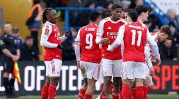 مدرب أرسنال يطالب لاعبيه بتحويل الإحباط إلى حافز ضد سبورتينج