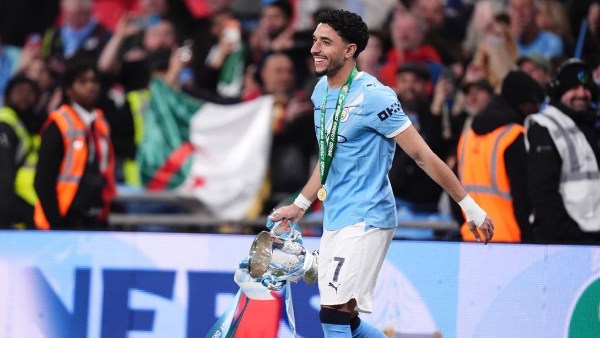 مرموش يتصدر التشكيل الأغلى بين مانشستر سيتي وليفربول