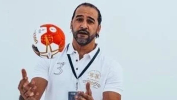 مستجدات الحالة الصحية لـ حسين زكي مدرب يد سموحة