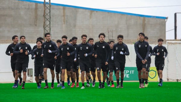 منتخب الناشئين ينهي استعداداته لمواجهة ليبيا تحت الأمطار