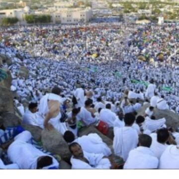 4 نصائح من «الأرصاد» للحجاج على جبل عرفات اليوم.. أبرزها الإكثار من شرب المياه