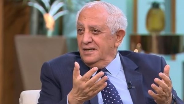 أسرة حسن المستكاوي تطمئن محبيه وتوجه الشكر على الدعم والدعاء
                                                
                                                
                                                    16/05/2026 05:06 م
                                                
                                                
                                                    وجه خالد، نجل الناقد الرياضي حسن المستكاوي، رسالة شكر إلى كل من حرص على السؤال عن والده والدعاء له خلال الفترة الماضية، وذلك عقب تعرضه لوعكة صحية.