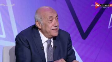 أطاحوا به إلى بحر الظلمات.. فتحي سند بعد هبوط الإسماعيلي: من يحاسب المتسببين؟
                                                
                                                
                                                    13/05/2026 03:08 م
                                                
                                                
                                                    علق الناقد الرياضي فتحي سند على هبوط النادي الإسماعيلي إلى دوري المحترفين، مطالبًا بفتح ملف الإدارات التي تسببت في تراجع النادي خلال السنوات الماضية….