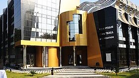 اتحاد الكرة يعتمد لائحة القيد الجديدة للموسم المقبل.. 5 أجانب وحد أقصى للإعارات وإلزام بتوثيق عقود المدربين                                                                                                                                                       21/05/2026 07:37 م                                                                                                                                                       اعتمد الاتحاد المصري لكرة القدم لائحة وتعليمات القيد الخاصة بالموسم الكروي 2026-2027، والتي