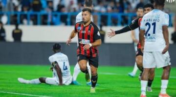 الرياض يضمن رسميا البقاء في دوري روشن بالفوز على الأخدود بهدف                                                                                                                                                       22/05/2026 12:57 ص                                                                                                                                                       ضمن نادي الرياض البقاء رسميًا في دوري روشن للمحترفين، عقب فوزه على الأخدود بهدف دون رد، في اللقاء الذي