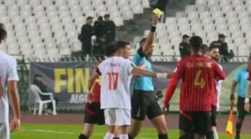 السوشيال ممنوع.. معسكر مغلق لـ الزمالك قبل إياب اتحاد العاصمة
                                                
                                                
                                                    14/05/2026 10:21 ص
                                                
                                                
                                                    يدخل فريق الكرة الأول بنادي الزمالك بقيادة معتمد جمال اليوم الخميس