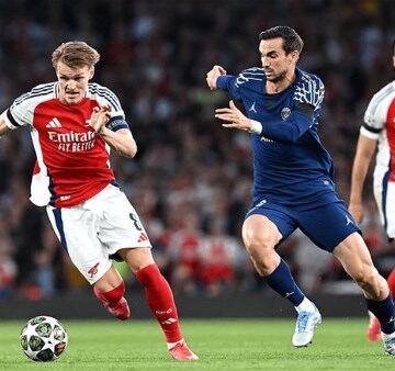 25 مليون يورو مكافأة لـ باريس سان جيرمان بعد الفوز على أرسنال
                                                
                                                
                                                    31/05/2026 10:32 ص
                                                
                                                
                                                    حقق فريق باريس سان جيرمان إنجاز تاريخي بتحقيق لقب بطولة دوري أبطال أوروبا للعام الثاني على التوالي بعد الفوز على أرسنال الإنجليزي في المباراة النهائية بركلات الترجيح.