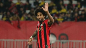 المدافع البرازيلي دانتي يعلن اعتزاله كرة القدم بعمر 42 عاما                                                                                                                                                    30/05/2026 11:22 م                                                                                                                                                    أعلن المدافع البرازيلي المخضرم دانتي اعتزاله كرة القدم الاحترافية عن عمر 42 عاماً، وفقاً لما أعلنه المكتب الإعلامي للدوري الفرنسي.
