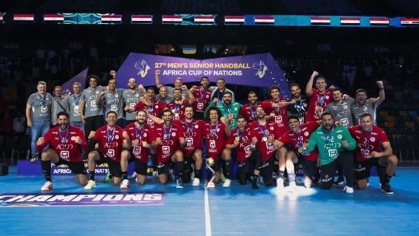 اليوم .. منتخب اليد في مواجهة ودية قوية أمام نظيره الأيسلندي
                                                
                                                
                                                    13/05/2026 02:53 م
                                                
                                                
                                                    يلتقي منتخب مصر الأول لكرة اليد مع المنتخب الأيسلندي اليوم وديا على هامش معسكره المغلق بالقاهرة في ظل الإعداد لخوض بطولة العالم 2027.