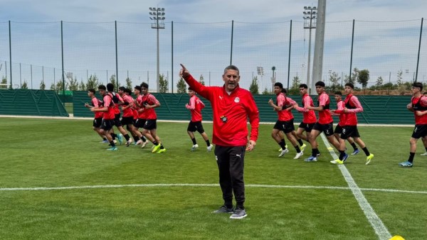 اليوم.. منتخب مصر للناشئين يختتم استعداداته لمواجهة إثيوبيا في افتتاح أمم أفريقيا
                                                
                                                
                                                    12/05/2026 10:30 ص
                                                
                                                
                                                    يختتم منتخب مصر تحت 17 سنة بقيادة المدير الفني حسين عبد اللطيف، اليوم الثلاثاء، استعداداته