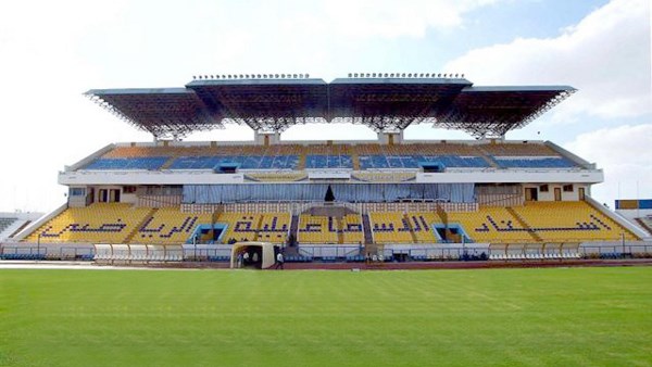 بعد أزمة الهبوط .. أحمد جلال يفتح النار: «الإسماعيلي محتاج يتبني من جديد»
                                                
                                                
                                                    13/05/2026 04:51 ص
                                                
                                                
                                                    علّق الإعلامي أحمد جلال على أزمة النادي الإسماعيلي، بعد حالة الجدل الواسعة حول شبح الهبوط، مؤكدًا أن ما يحدث لم يكن مفاجئًا لجماهير الدراويش.