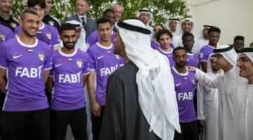 بوجود رامي ربيعة.. محمد بن زايد يستقبل نادي العين بعد التتويج بالدوري الإماراتي                                                                                                                                                    20/05/2026 04:48 م                                                                                                                                                    استقبل الشيخ محمد بن زايد آل نهيان رئيس دولةالإمارات فريق نادي العين لكرة القدم والجهازين الإداري والفني بمناسبة تتويج الفريق ببطولة "دوري أدنوك للمحترفين 2025 ـ 2026 " للمرة الـ 15…