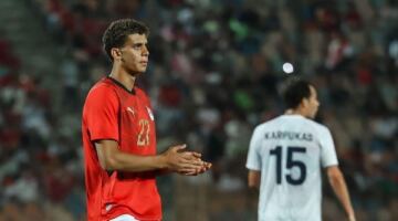 حمزة عبد الكريم يخطف الأنظار في أول ظهور مع منتخب مصر
                                                
                                                
                                                    29/05/2026 03:18 ص
                                                
                                                
                                                    شهدت المباراة الودية التي جمعت بين منتخب مصر ونظيره الروسي على استاد القاهرة الدولي الظهور الأول للمهاجم الشاب حمزة عبد الكريم بقميص الفراعنة، وذلك خلال اللقاء الذي انتهى بفوز المنتخب المصري بهدف دون
