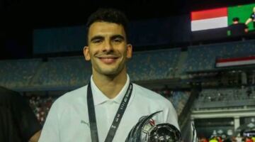 خالد الغندور: زيزو احتفل بكأس مباراة روسيا الودية
                                                
                                                
                                                    29/05/2026 05:38 م
                                                
                                                
                                                    توج منتخب مصر بلقب كأس العاصمة الجديدة، عقب فوزه على منتخب روسيا بهدف دون رد، في المباراة الودية التي جمعتهما مساء الخميس على استاد القاهرة الدولي، ضمن استعدادات الفراعنة لخوض منافسات كأس العالم 2026.