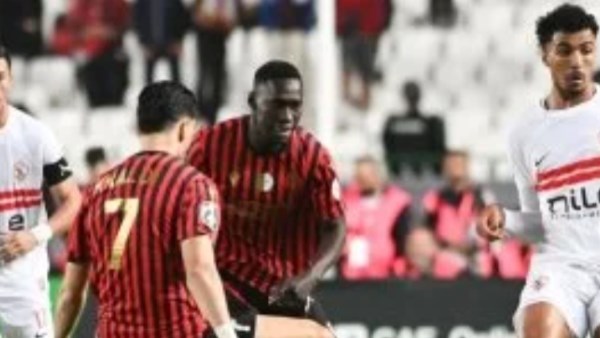 نهائي الكونفدرالية.. الزمالك يحافظ على التقدم امام اتحاد العاصمة بعد مرور 20 دقيقة
                                                
                                                
                                                    16/05/2026 09:23 م
                                                
                                                
                                                    مرت 20 دقيقة من مباراة الزمالك واتحاد العاصمة الجزائري في اللقاء الذي يجمع بينهما الآن ضمن منافسات إياب نهائي كأس الكونفدرالية الأفريقية، المقرر لها