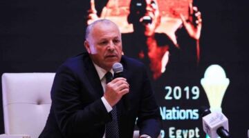 دعم كامل للجهاز واللاعبين.. أبو ريدة يهنئ منتخب الناشئين بعد إنجاز أمم أفريقيا
                                                
                                                
                                                    25/05/2026 01:47 ص
                                                
                                                
                                                    حرص المهندس هاني أبو ريدة، رئيس الاتحاد المصري لكرة القدم، على توجيه التهنئة إلى منتخب مصر للناشئين مواليد 2009، عقب التأهل إلى الدور نصف النهائي من بطولة كأس الأمم الأفريقية تحت 17 سنة، المقامة حاليً