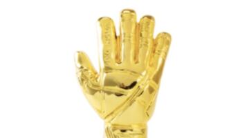 رايا يتصدر سباق القفاز الذهبي في أوروبا.. ومنافسة شرسة بين كبار الحراس
                                                
                                                
                                                    12/05/2026 01:21 ص
                                                
                                                
                                                    اشتعل سباق القفاز الذهبي بين حراس المرمى في الدوريات الأوروبية الخمسة الكبرى خلال موسم 2025-2026، في ظل المنافسة القوية بين عدد من أبرز الحراس بعد المستويات المميزة التي قدموها هذا الموسم.