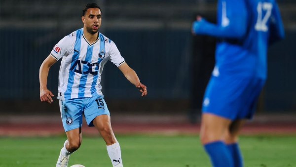 زلاكة يفتتح التهديف لبيراميدز أمام سموحة
                                                
                                                
                                                    20/05/2026 08:40 م
                                                
                                                
                                                    أحرز بيراميدز الهدف الاول في شباك سموحة من عمر الشوط الأول، في المباراة التي تجمع الفريقين حاليا علي ملعب إستاد الدفاع الجوي في ختام المجموعة الأولى ضمن منافسات الدوري المصري الممتاز.