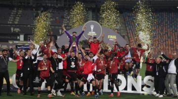 الصحف الجزائرية تحتفي بـ اتحاد العاصمة بعد تتويجه بلقب الكونفدرالية
                                                
                                                
                                                    17/05/2026 02:12 م
                                                
                                                
                                                    احتفلت الصحف الجزائرية بتتويج نادي اتحاد العاصمة بلقب بطولة الكونفدرالية أمام الزمالك في مباراة النهائي التي أقميت بالقاهرة.