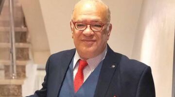 صلاح عبد الله: الزمالك صالحنا بالدوري.. وبيزيرا مواليد ميت عقبة 21/05/2026 09:43 ص تحدَثَ الفنان الكبير صلاح عبد الله عن تتويج الفريق الأول لكرة القدم بنادي الزمالك ببطولة الدوري الممتاز للمرة الخامسة عشرة في تاريخه.