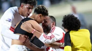 عصام مرعي: ظروف الزمالك تهد برشلونة وريال مدريد.. والكونفدرالية ستكون بيضاء
                                                
                                                
                                                    13/05/2026 06:23 ص
                                                
                                                
                                                    يرى عصام مرعي نجم الكرة المصرية السابق، ان مواجهة الزمالك امام اتحاد العاصمة في الإياب ستكون قوية للغاية ولن تكون سهلة وقال مرعي في تصريحات مع سهام صالح لبرنام