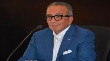 عمرو الجنايني: سيتم حل أزمة القيد.. وبطولة الدوري الأصعب في تاريخ الزمالك                                                                                                                                                       21/05/2026 12:20 م                                                                                                                                                       أعرب عمرو الجنايني رئيس اتحاد الكرة السابق، عن سعادته بتحقيق الزمالك لقب بطولة الدوري بعد عناء غير طبيعي في الموسم الحالي.