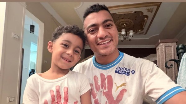 عيدكم مبارك .. مصطفى محمد يحتفل مع نجله بعيد الأضحى على طريقته                                                                                                                                                       27/05/2026 04:21 م                                                                                                                                                       احتفل مصطفى محمد لاعب نانت الفرنسي مع نجله بعيد الأضحى المبارك على طريقته الخاصة.