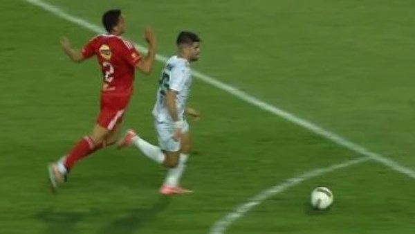 غرامة وإيقاف.. رابطة الأندية تفرض عقوبات على ثنائي الأهلي والزمالك                                                                                                                                                       22/05/2026 04:54 م                                                                                                                                                       أصدرت رابطة الأندية المصرية المحترفة عقوبات الجولة السابعة والأخيرة