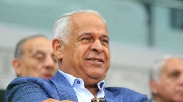 فرج عامر: المفاجآت واردة في مباريات ختام الدوري الممتاز                                                                                                                                                    20/05/2026 11:15 ص                                                                                                                                                    تخوض أندية مرحلة التتويج بالدوري المصري اليوم الاربعاء مباريات الجولة الأخيرة من المسابقة المحلية حيث تُلعب جميع المواجهات فى توقيت واحد،  لحسم اللقب بين الأهلي والزمالك وبيراميدز .