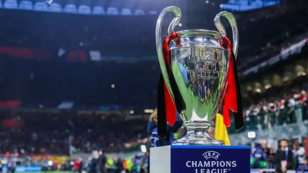 فرج عامر عن نهائي دوري أبطال أوروبا: مباراة تكتيكية وصراع ديوك بين أرسنال وباريس سان جيرمان
                                                
                                                
                                                    30/05/2026 10:22 م
                                                
                                                
                                                    علق فرج عامر على نهائي بطولة دوري أبطال أوروبا، مؤكدًا أن المباراة اتسمت بالصراع التكتيكي الكبير بين الفريقين.