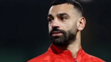 جاري نيفيل يعلق على تصريحات محمد صلاح المثيرة: ألقى قنبلة داخل ليفربول
                                                
                                                
                                                    17/05/2026 03:35 م
                                                
                                                
                                                    علق أسطورة مانشستر يونايتد السابقة والمحلل الرياضي جاري نيفيل على التصريحات المثيرة التي أدلى بها النجم المصري محمد صلاح عقب خسارة ليفربول أمام أستون فيلا بنتيجة 4-2، ضمن منافسات الدوري الإنجليزي.
