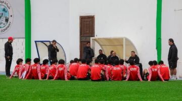 قرعة مجموعات كأس أمم أفريقيا تحت 17 سنة المغرب 2026 كاملة
                                                
                                                
                                                    08/04/2026 02:37 م
                                                
                                                
                                                    أسفرت قرعة نهائيات كأس أمم أفريقيا تحت 17 سنة، التي أقيمت اليوم، الأربعاء، عن وقوع منتخب مصر في المجموعة الأولى رفقة المستضيف منتخب المغرب.