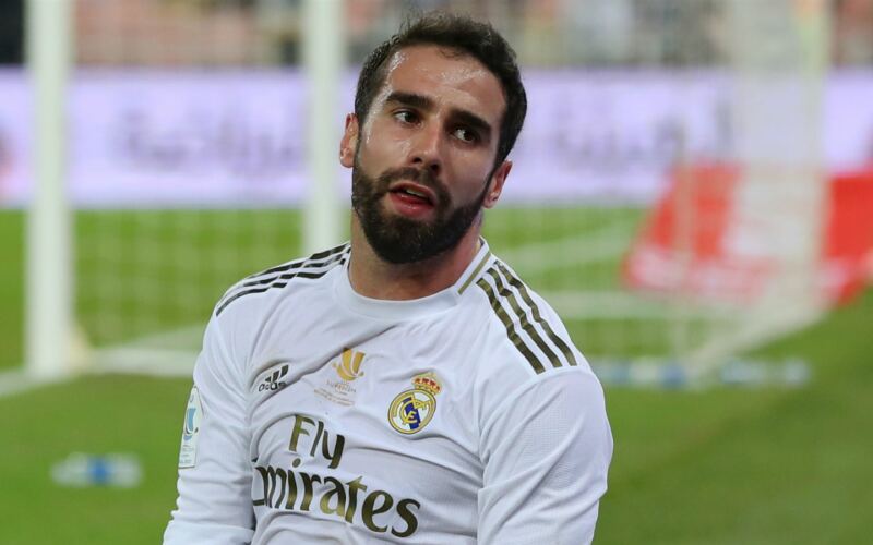كارفخال بين صدمة ريال مدريد واستبعاد المونديال.. نهاية مؤلمة لقائد صنع المجد في البرنابيو
                                                
                                                
                                                    17/05/2026 03:12 م
                                                
                                                
                                                    يعيش الإسباني داني كارفخال واحدة من أصعب الفترات في مسيرته الكروية بعدما تحولت الأشهر الأخيرة داخل ريال مدريد إلى سلسلة