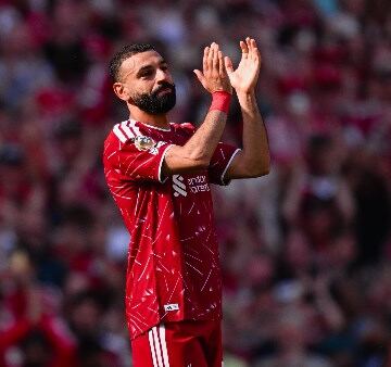 محمد صلاح يهنئ جمهوره بعيد الأضحى المبارك
                                                
                                                
                                                    27/05/2026 01:29 م
                                                
                                                
                                                    وجه محمد صلاح، قائد منتخب مصر لكرة القدم، رسالة تهنئة إلى الشعب المصري وجمهورة بمناسبة حلول عيد الأضحى المبارك.
