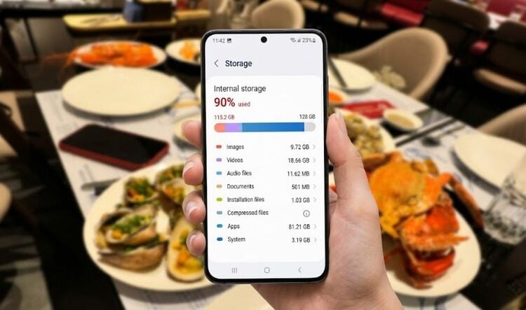 ما الذي يشغل 95% من ذاكرة هاتف أندرويد؟