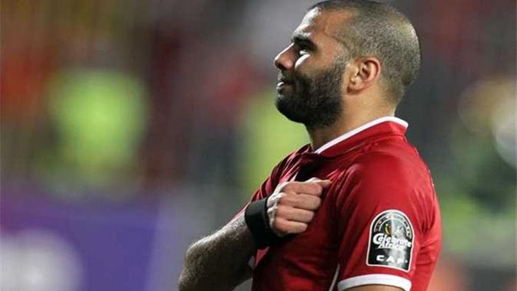 ما ينفعش الأهلي يبقى مركز تالت.. متعب يعلق على مشاركة الأحمر بالكونفدرالية                                                                                                                                                       20/05/2026 10:30 م                                                                                                                                                       انتقد عماد متعب لاعب النادي الأهلي السابق تواجد المارد الأحمر في المركز الثالث ببطولة الدوري المصري وخوض الكونفدرالية الإفريقية عقب إنتهاء الموسم الحالي لبطولة الدوري .