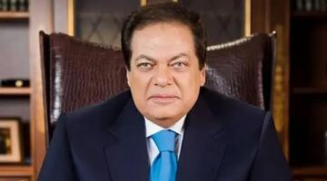 محمد أبو العينين يهنئ أبو قير للأسمدة بالصعود للدوري الممتاز
                                                
                                                
                                                    15/05/2026 12:17 ص
                                                
                                                
                                                    حرص النائب محمد أبو العينين، رئيس نادي سيراميكا كليوباترا، على تهنئة المهندس هاني ضاحي، رئيس نادي أبو قير للأسمدة، بعد نجاح الفريق في الصعود إلى الدوري