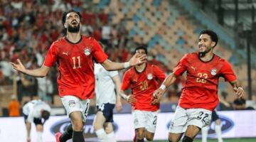 مصطفى زيكو: بحسد الناس اللي بتلعب وسط هذه العظمة من الجماهير
                                                
                                                
                                                    29/05/2026 01:15 ص
                                                
                                                
                                                    أعرب مصطفى زيكو، لاعب منتخب مصر وصاحب هدف الفوز أمام روسيا، عن سعادته الكبيرة بالمشاركة وسط الجماهير المصرية، مؤكدًا أن اللعب أمام هذا الحشد الجماهيري يمثل تجربة استثنائية بالنسبة له.