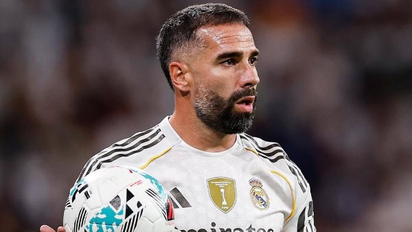 مفاجأة مدوية.. كارفاخال يرحل عن ريال مدريد نهاية الموسم
                                                
                                                
                                                    16/05/2026 04:16 م
                                                
                                                
                                                    كشفت تقارير صحفية، أبرزها ما نشره الصحفي الموثوق ماريو كورتيجانا عبر صحيفة ذا أثلتيك، عن تطور مفاجئ يتعلق بمستقبل قائد ريال مدريد