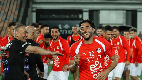 ممر شرفي في تدريب المنتخب الوطني احتفالاً بمرموش واللاعبين الجدد                                                                                                                                                       27/05/2026 10:40 م                                                                                                                                                       ممر شرفي في تدريب المنتخب الوطني احتفالاً بمرموش واللاعبين الجدد