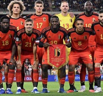 منافس مصر.. حريق ضخم يربك معسكر بلجيكا قبل كأس العالم
                                                
                                                
                                                    28/05/2026 02:23 ص
                                                
                                                
                                                    تسبّب حريق هائل في إرباك استعدادات منتخب بلجيكا قبل انطلاق بطولة كأس العالم 2026، بعدما فرض حالة من الطوارئ داخل محيط المعسكر التدريبي وأجبر الجهاز الفني على تعديل البرنامج التحضيري خلال الأيام الأخير