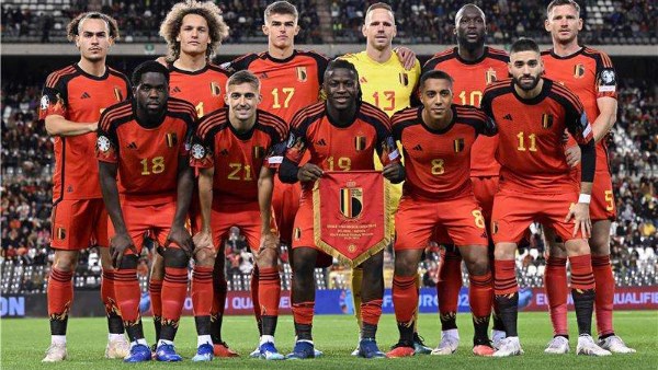 منافس مصر.. حريق ضخم يربك معسكر بلجيكا قبل كأس العالم                                                                                                                                                       28/05/2026 02:23 ص                                                                                                                                                       تسبّب حريق هائل في إرباك استعدادات منتخب بلجيكا قبل انطلاق بطولة كأس العالم 2026، بعدما فرض حالة من الطوارئ داخل محيط المعسكر التدريبي وأجبر الجهاز الفني على تعديل البرنامج التحضيري خلال الأيام الأخير